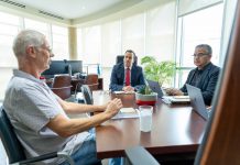 Minister Geoffrey Wever: Proteccion di consumidor ta fundamento di un economia duradero