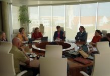 Premier Evelyn Wever- Croes: Henter Comunidad ta cordialmente invita pa duna Famia Real un caluroso bon bini na Aruba