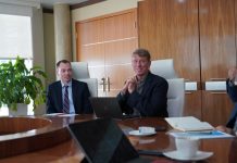 Bishita di Fitch pa haya un miho bista di e recuperacion di Aruba; Fitch tambe ta realisa cu ta danki na e desicionnan rapido y firme di Gobierno, awe Aruba ta recuperando positivamente