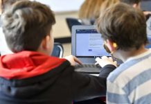 Den medio di critica contra ChatGPT algun docente ta trece AI klas