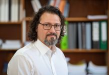 Parlamentario independiente mr. dr. Ryçond Santos do Nascimento: E legado criminal di Mike