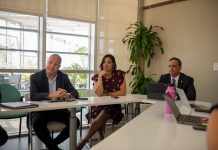 Minister Dangui Oduber: Minister Oduber Y Minister Tjon a haya presentacion di e proyecto “digitaliseren horecavergunning process”