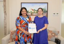 Minister Xiomara Maduro a reuni cu representante nobo di UNESCO pa region di Caribe
