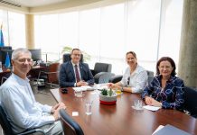 Minister Geoffrey Wever: Trabao riba Aruba su consumentenbond nobo a cuminsa