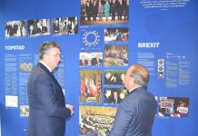 Un caluroso recepcion pa minister Thijsen door di Gobernador di Limburg