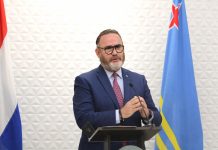 Pa minister Glenbert Croes siguridad energetico ta un prioridad urgente