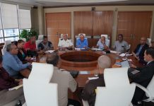 Prome minister ta sigui invita sindicatonan pa sinta na mesa un biaha mas