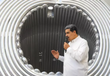 Venezuela: Maduro a cualifica manera infame e decreto di Merca cu ta considera Venezuela un menasa pa seguridad nacional.