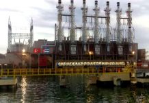 Cuba: Central Electrico Flotante Turco ta yega Santiago de Cuba