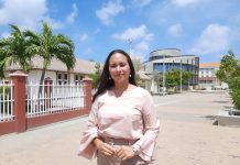 Gerlien Croes: “Mi ta pidi comprension y espacio pa mi por bay combersa cu mi famia y mi sostenedonan”