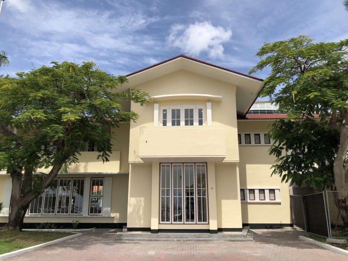 PARLAMENTO ARUBA FRONT