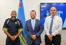 Pa agentenan di polis por tin mas seguridad y duna un miho servicio; A anuncia proyecto piloto di body camera pa Cuerpo Policial di Aruba