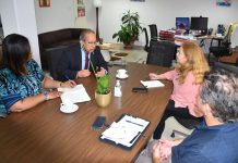 A papia cu Departamento di Asuntonan Economico riba “Business Summit”