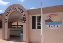 Minister di Asuntonan di Adulto Mayor, Ursell Arends: “E discusion publico cu ta ser hiba na e momentonan aki, no ta conduci na ningun ganador”