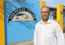 Mike de Meza (AVP): “Ceramento di John Wesley College tin impacto riba San Nicolas”