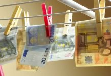 Corsou: Menasa di labamento di placa na Corsou ta na un nivel di averahe halto