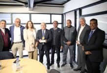 Minister Thijsen a reuni cu entrepreneur riba cooperacion Aruba y Surinam