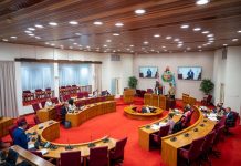 Minister Ursell Arends: Nota di Maneho pa Adultonan Mayor; Di un perspectiva medicalisa pa un perspectiva social di embehecimento y cuido