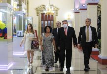 Venezuela: Maduro ta ricibi delegacion multidisciplinario di Brazil pa establece dialogo