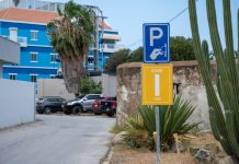 Minister Ursell Arends: Regulacion nobo cu miho servicio; Reanudacion Aruparking