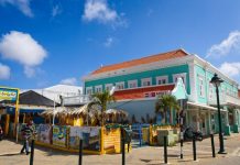 Boneiro; Residentenan di Boneiro y Greenpeace ta pidi pa Hulanda mehora medidanan contra cambio di clima