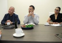 Departamento di DIP tambe ta aporta na e tema di vacation rentals