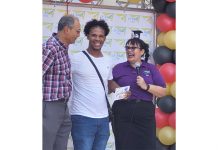 76% di alumno di La Salle College a slaag: Director Davelaar: “E speransa ta cu den e di dos tijdvak mas alumno por slaag”