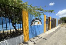 Maestronan di scol den AVP: “Ceramento di John Wesley College ta un advertencia pa tur scol”