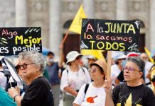 Puerto Rico: Gruponan a marcha contra mas aumento den recibo di coriente