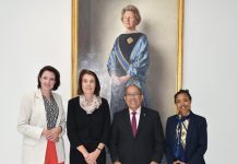 Prome Minister Evelyn Wever-Croes; Clausurando e prome etapa di reunion strategico na Hulanda, Pais Aruba ta reuni cu presidente di Hoge Raad señora Dineke de Groot