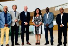 Reunion entre directornan di hospital den Caribe Hulandes cu minister di VWS Hulanda Ernst Kuipers