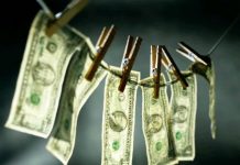 Sospechoso di labamento di placa den libertad