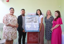 Minister di Cultura, Xiomara Maduro ta informa: E restauracion di monumento ex-Botica Aruba a keda finalisa y ta yama bon bini na Cocolishi Studio