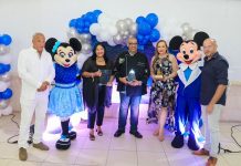 Minister di Cultura a duna reconocimento na Joselito Albertsz: “Danki pa ta un bon embahador di nos pais Aruba”