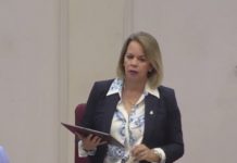 Prome minister Evelyn Wever-Croes: Si acepta rijkswet mes, pueblo tin cu bay paga un opslag pa Hulanda haya mas entrada