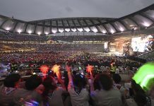 Sur Korea cu gran concierto di K-pop pa Scouts despues cu tormenta Khanun a interumpi nan Jamboree