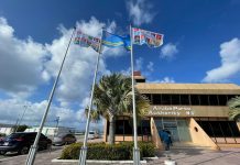 Bandera di Metanan Mundial pa Desaroyo Sostenibel a ser hisa na diferente parti di Aruba