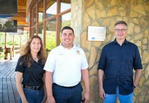 Minister Geoffrey Wever riba bishita di Sr. Rene Van Nes: Cooperacion di Union Europeo ta contribui cu desaroyonan importante pa Aruba