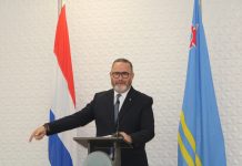 Eagle LNG a haya permiso di Ministerio di Defensa di Hulanda pa pasa e tubonan bao of cerca di Marinierskazerne