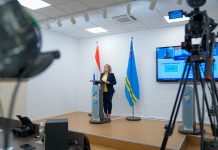 Segun premier Wever-Croes: Gobierno di Aruba ta sigui negocia riba e direccion hibrido