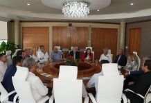 Arkitecto di proyecto Secrets parti di e conseho di Welstandcommissie: Habitantenan di Seroe Colorado ta señala conflicto di interes y no ta acpeta e conseho