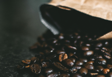 Koffie; Nos compañero di tur dia