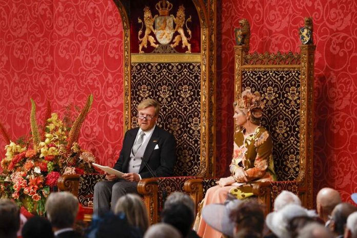 Prinsjesdag: Koning spreekt de Troonrede uit