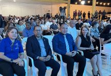 Minister Endy Croes: Sr. Harry Croes un gran Arubiano y gran baluarte di Pais Aruba