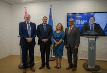 Minister Wever a presenta Raad van Bestuur AFTA