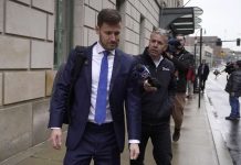 Merca: Dos persona acusa di opera netwerk di burdel pa clientenan rico lo keda deteni pa awo