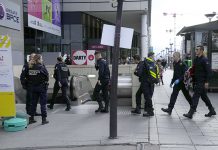 Polis na Paris ta los tiro contra muhe acusa di a haci menasa di morto