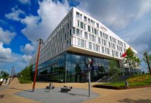 Groningen lo aloca buscadonan di asilo den viviendanan di studiante temporalmente