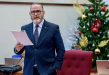 Minister Glenbert Croes: “WEB ainda no ta na e nivel necesario di reserva”