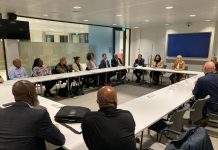 Aduana Hulanda ta bay brinda asistencia na e team di maneho di Aduana Aruba